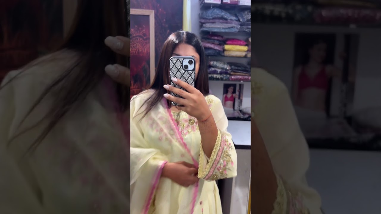 ✨Celebrate this festive season in style only with Kara Collection 💃🪔