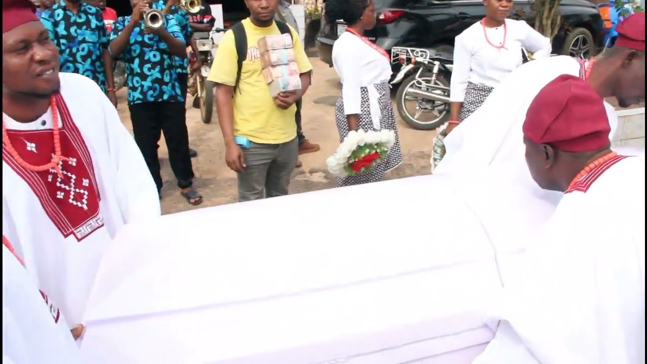 The burial ceremony of late Mr Kingsley nwadozi @ ndobu Qtrs igbodo delta state #burial
