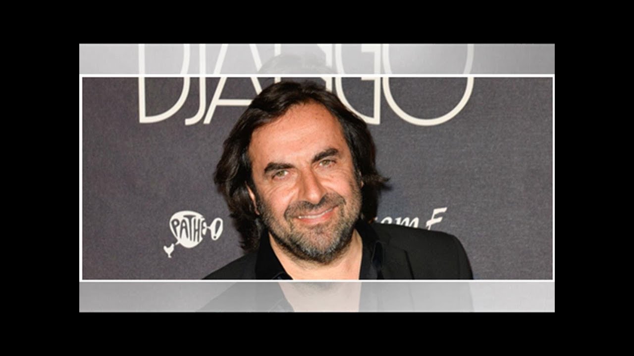 VIDÉO André Manoukian comment sa notoriété complique sa relation avec ses fils Anton et Aris VIDÉO André Manoukian comment sa notoriété complique sa relation avec ses fils Anton et Aris