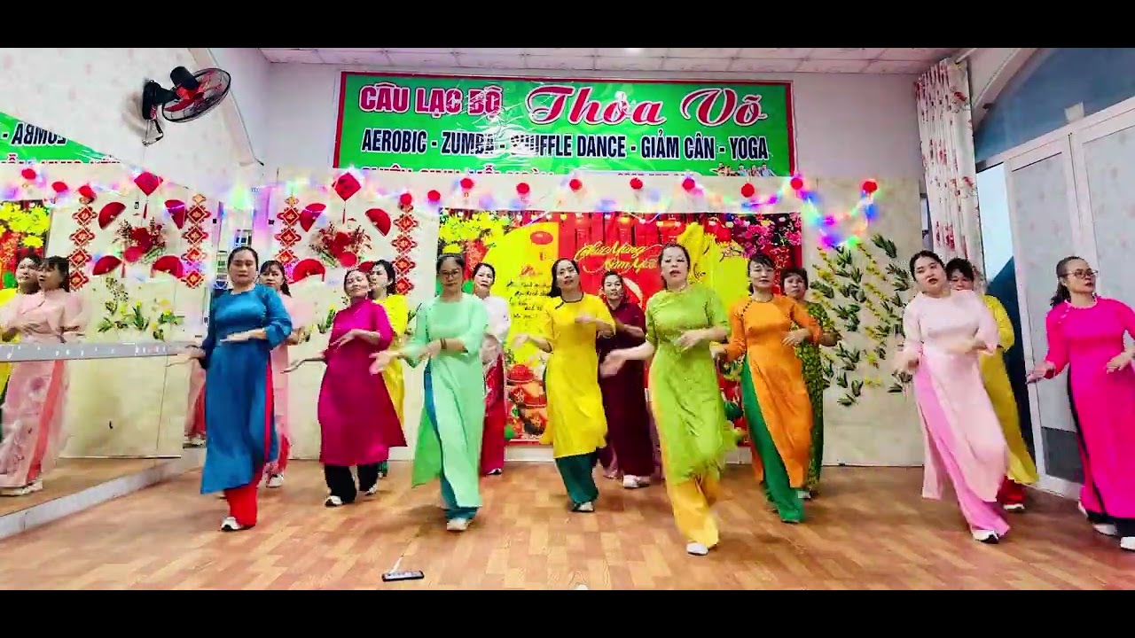 # zumba : Phố Xuân  🍀🌺🍀🌺