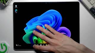 MICROSOFT Surface Pro 12: How to use Magnifier | ivann | HardReset id | qXtDFSqCd51rUAT screenshot 1