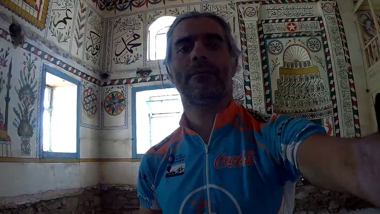 Kayran mahallesinde 200 Yıllık tarihi camii restore calismalari