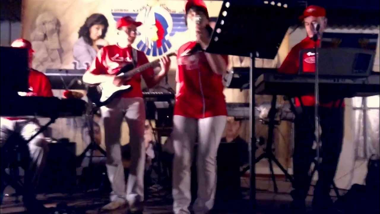 Японская бренд группа. Група ле ле. Група ле ле. Група ле ле. Группа джа дивижн солист герберт моралес фотографии.