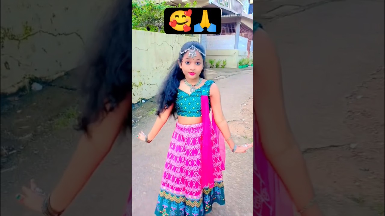 Happy Navratri🙏🙏Chogada Tara♥️💞#shorts#hindisong#dance#shortsvideo#ytshorts#barbiedollishu22#viral