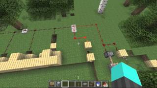 How to Make a Combination Lock in Minecaft