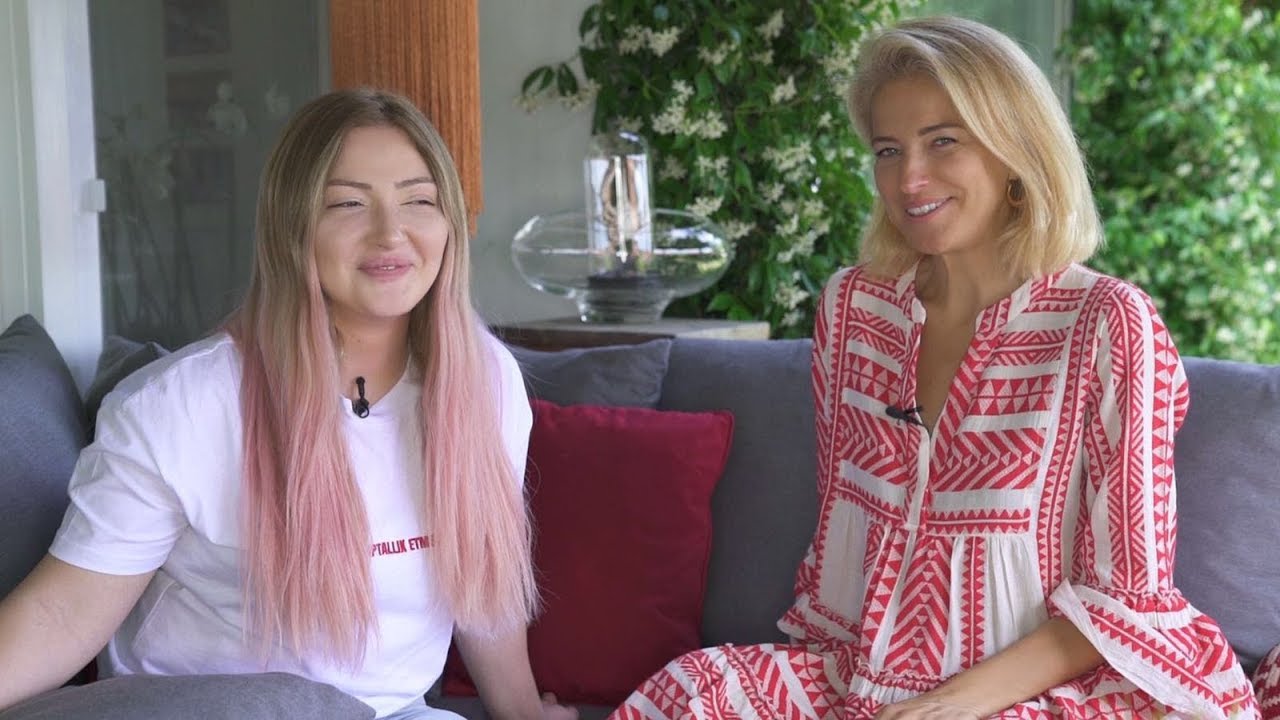 Burcu Esmersoy Makyajının Sırrı Burcu Esmersoy Makyajının Sırrı