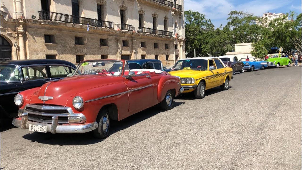 Автомобиль флинстоунов фото