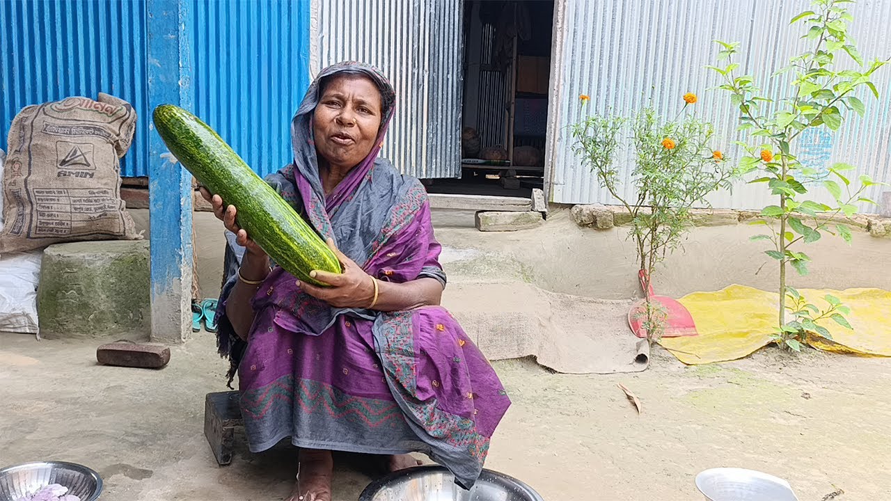 হোটেলের রান্না ফেল স্বাদে ভরপুর । Lr poribar