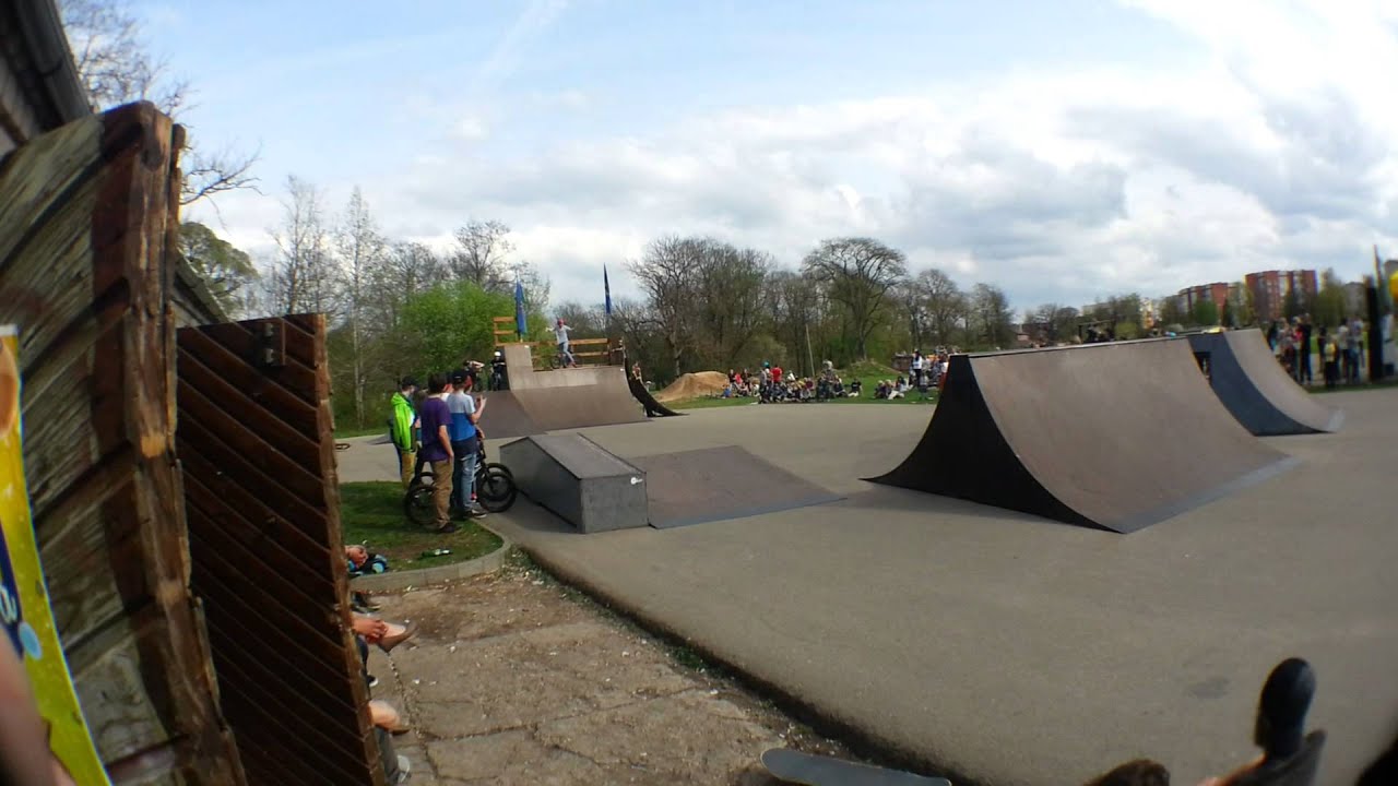 Lauris Gulbis best trick @Saldus skeitparks 11. maijs (HD)