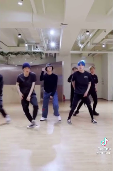 I'M OBSESSED WITH THISSSSS🥰😍 #90sLove #NCTU #Mark #Ten #Jeno #Winwin #Sungchan #Yangyang #Haechan