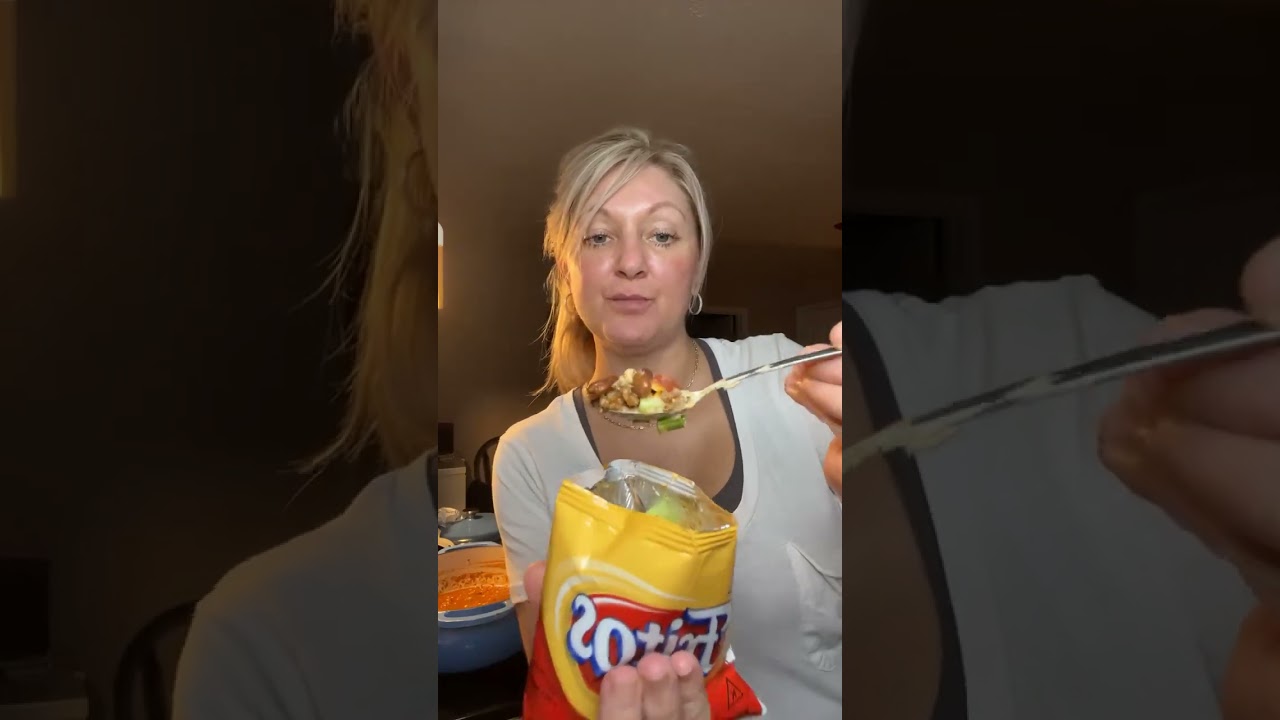 Homemade Pizza Pockets. Cooking with Kimmy Sue Official