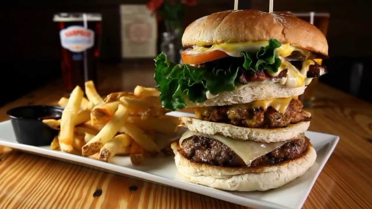 Chomp - Warren, RI (Phantom Gourmet)