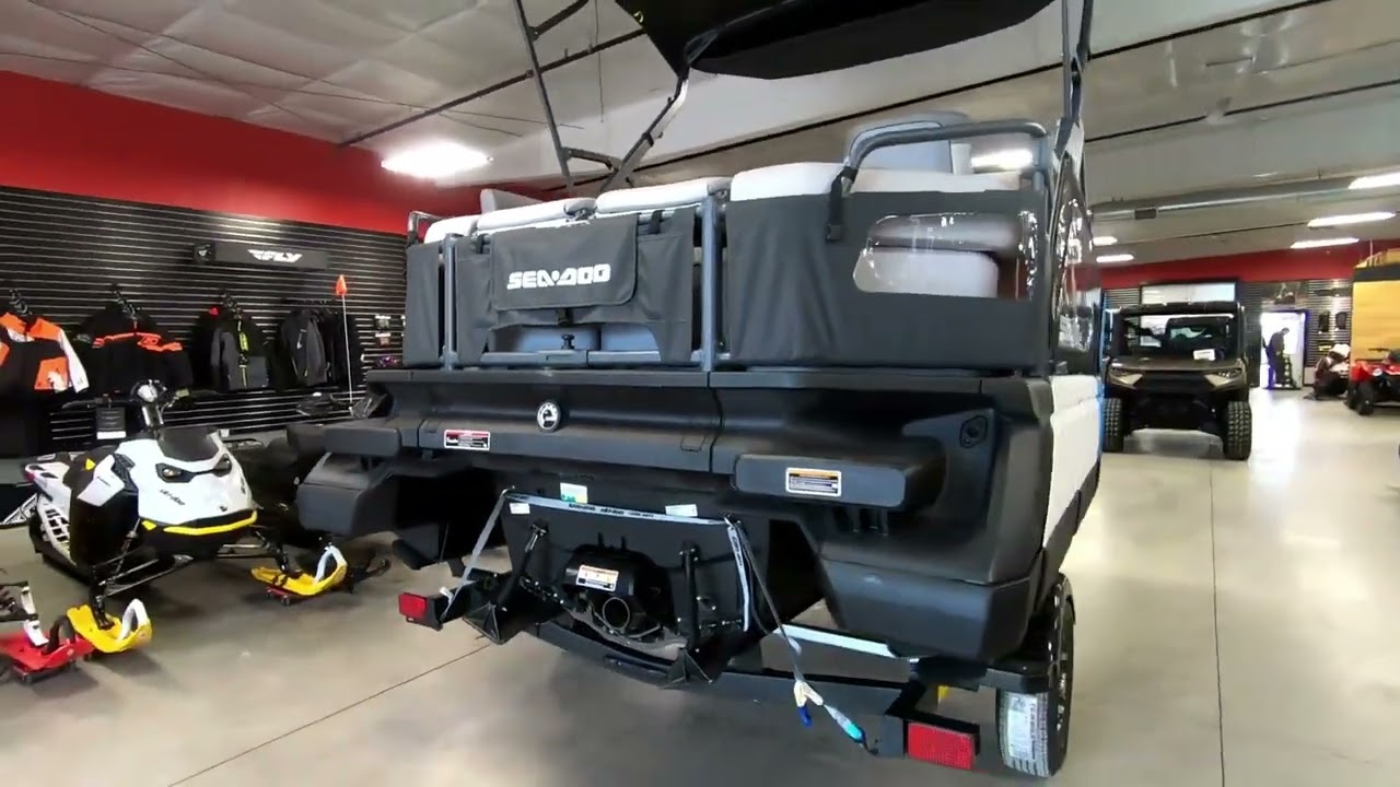 New 2023 Sea-Doo Switch Sport Compact Boat For Sale in Roberts, WI