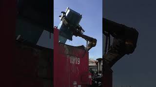 Overfilled Recycle Can Pick Up! #republicservices #garbagetruck #trashtruck #automobile