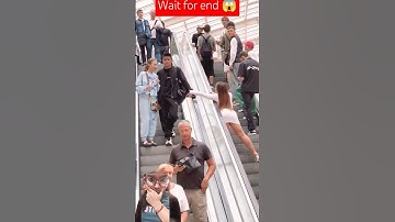 wait for end 😱|| #shorts #dance #prank #reaction #funny #youtubeshorts #comedy