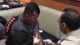 polisi badan besar takut suntik 🤣🤣 screenshot 5