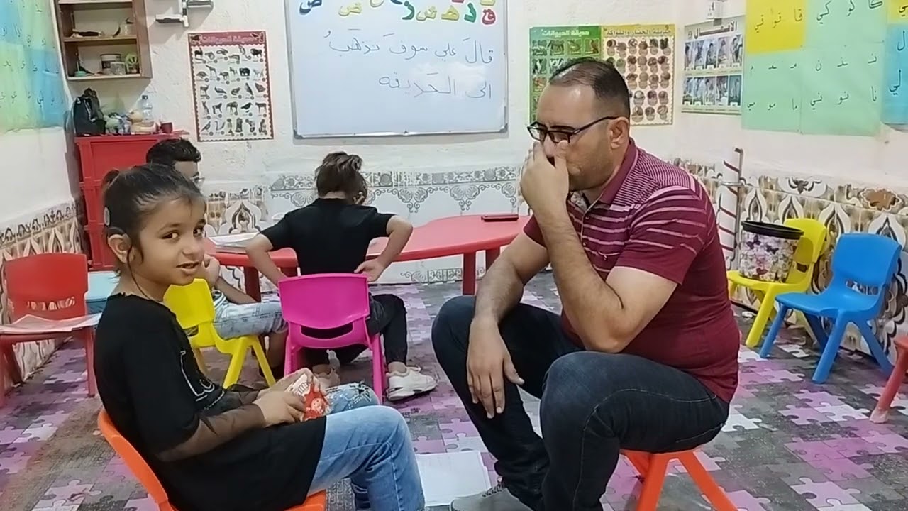 أول جلسة تدريبية للطفلة نرجس حيدر نافل زراعة قوقعة نوع مدل يوم ٨/١٥