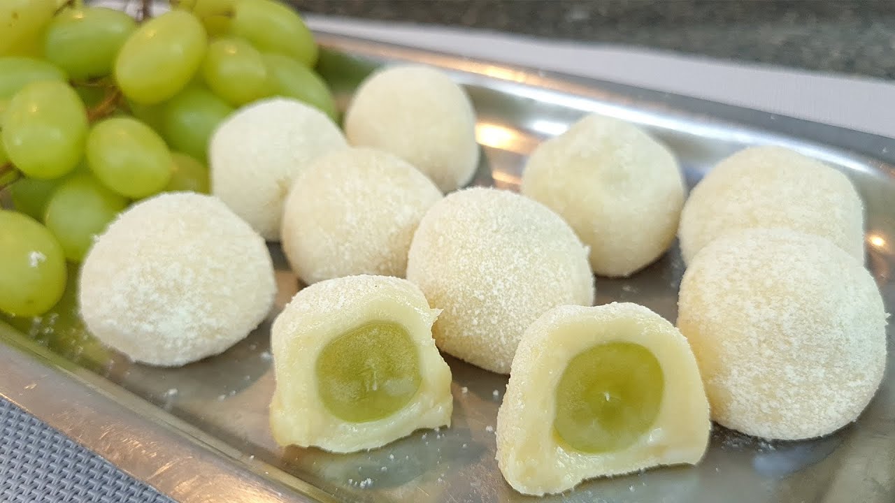 SURPRESA DE UVA: BRIGADEIRO BRANCO COM LEITE NINHO | Receita Fácil e ...