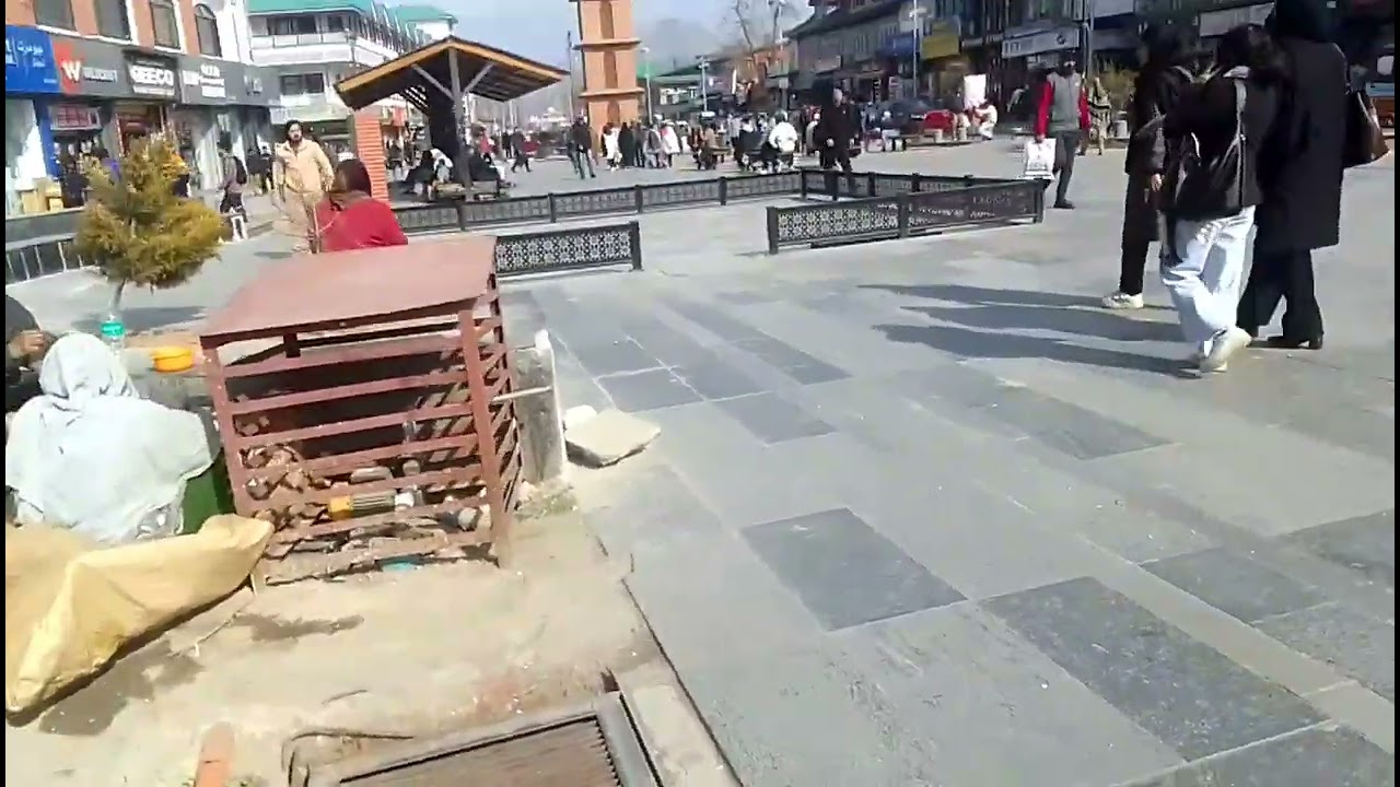 LAL CHOK valley beautiful place in Kashmir 