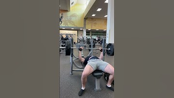 315 x 5 Paused Bench PR