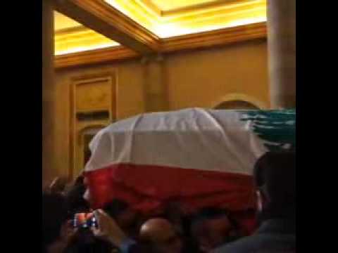 استقبال نعش صباح بالزغاريد في الكنيسة