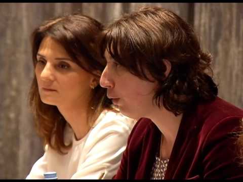 შეხვედრა ნოტარიუსებთან