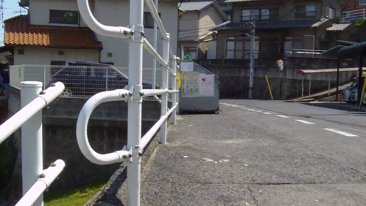 珍名バス停 ~ Onomichi Bus stop "Bird bath"~ - YouTube