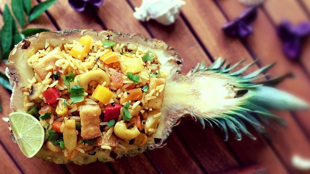 Pineapple Tofu Fried Rice 🍍🍚 Vegetarian and Vegan Friendly Recipe ♥️🌿