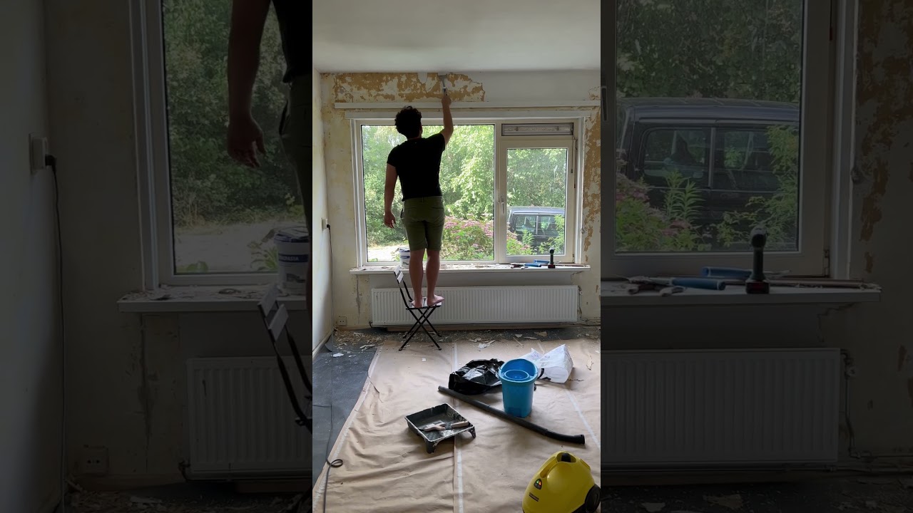 Apartment Reno update: more wallpaper removal…. 