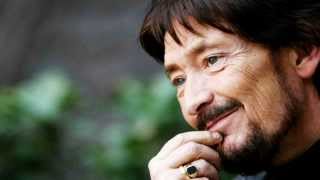 Watch Chris Rea Love Turns To Lies video