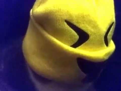 Cat vs emoji hat