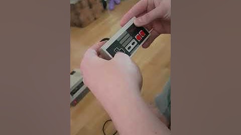 Battletoads - Clinger Winger with an old NES-controller.