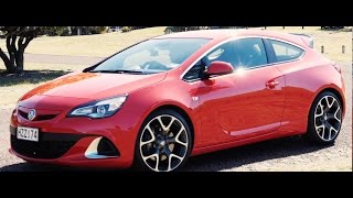 Holden Astra VXR - REVIEW - be warned - it's seriously quick