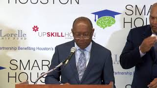 Mayor Turner joins Linda Lorelle and UpSkill Houston