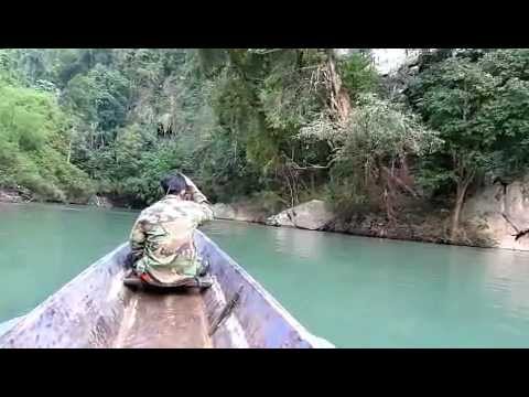 Video: Visitando la cueva de Tham Kong Lo en el centro de Laos