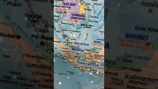 Globe Map World Pin Malaysia to France Globe Map World Pin Malaysia to France