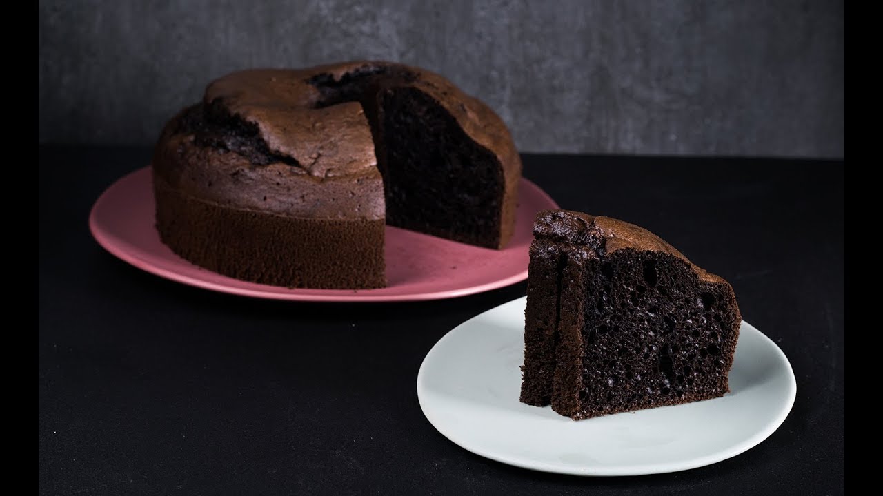 เค้กชิฟฟอนกล้วยโกโก้ดำเข้ม Banana Black Cocoa Chiffon Cake : พลพรรคนักปรุง