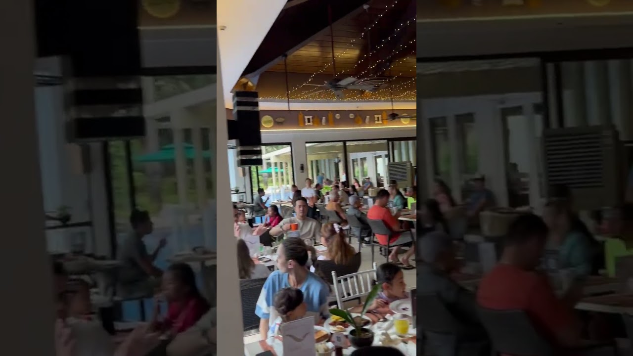 Breakfast time at the Movenpick Resort & SPA Boracay