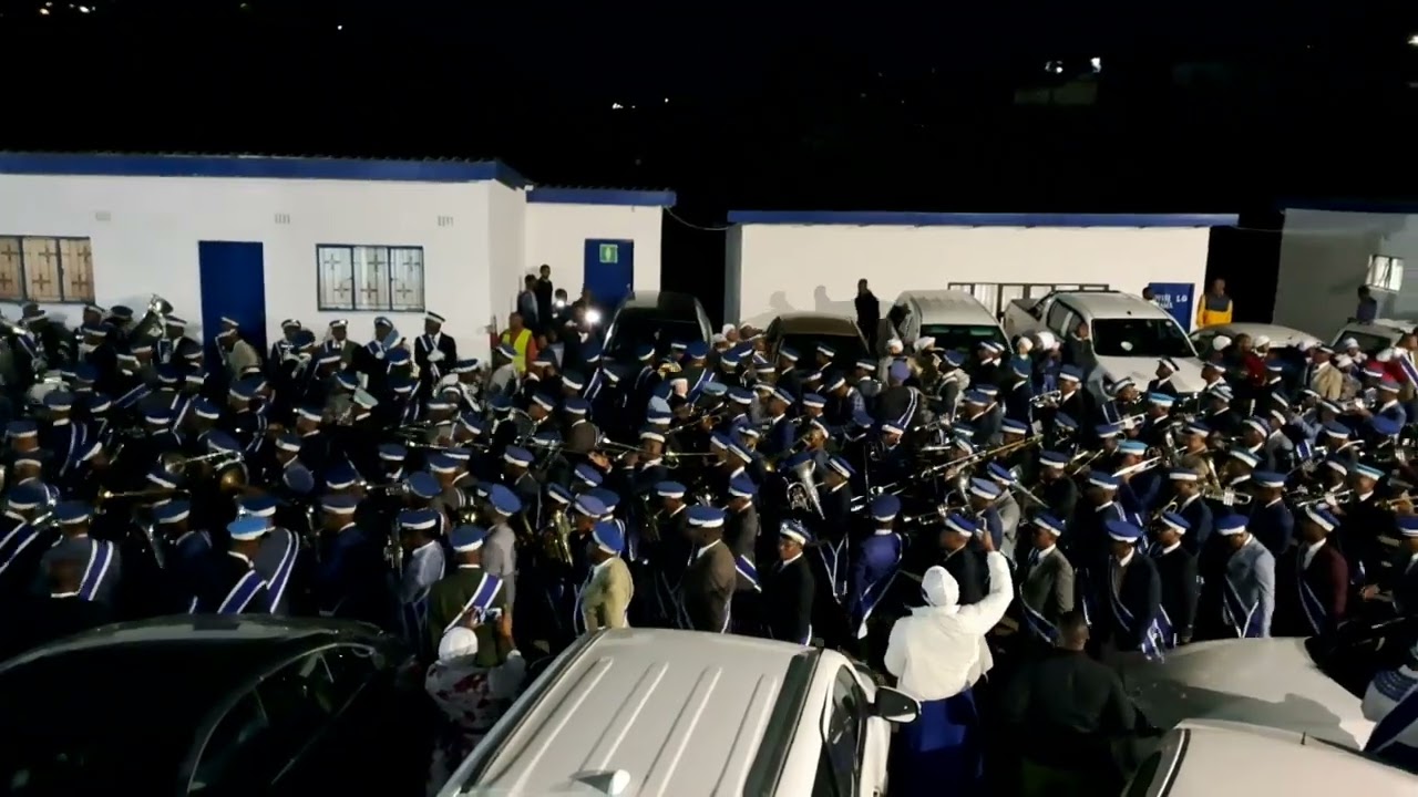 Ngizozihlalela Ngaphansi Kwegazi