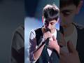 Dennis emoziona con la sua interpretazione di “Se io, se lei” di Biagio Antonacci a #TheVoiceKidsIt.