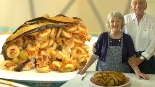 Download lagu Pasta Grannies enjoy Adi's anelletti timballo from Palermo!