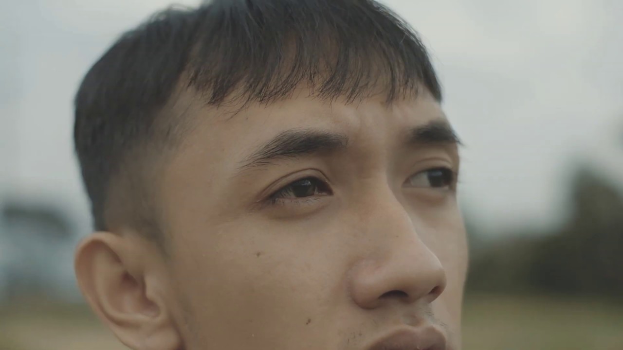 Rose Ringed - Running Around in Circles