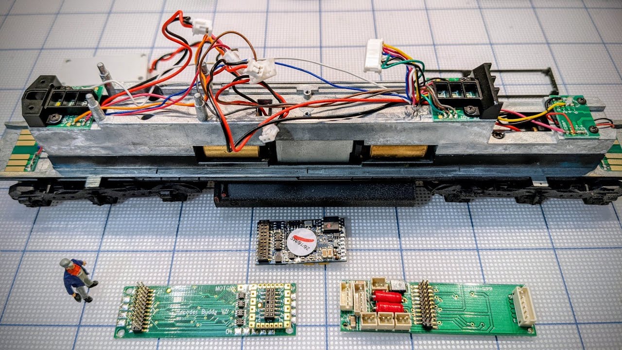 Ремонт HO scale Bowser GMD SD40-2 O.N. Rail 1730 NixTrainz Decoder Buddy