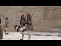 Cambio de guardia en la tumba del soldado desconocido en Plaza Syntagma, Atenas.