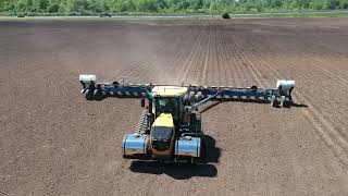 AGCO MT743 and Kinze 3700 planting corn