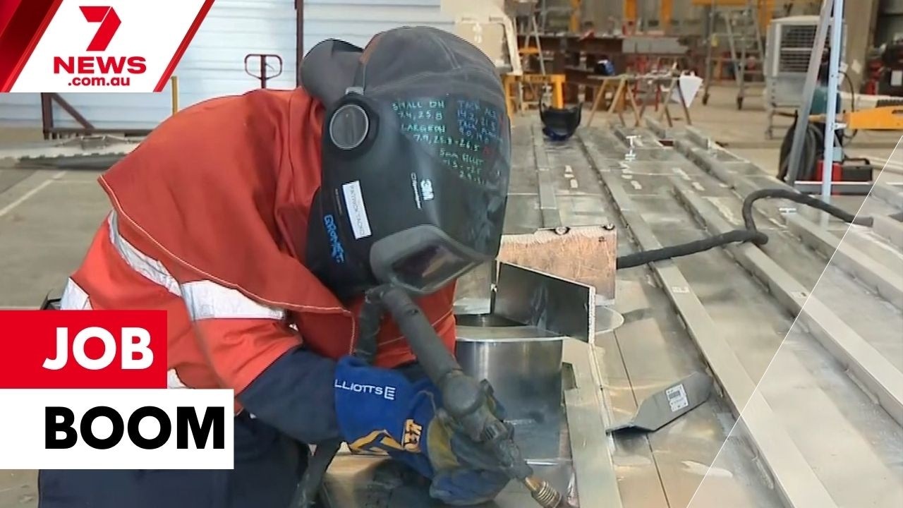 Billion-dollar shipbuilding contract secures thousands of WA jobs | 7NEWS