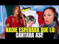 NIÑA mexicana SE VIRALIZA entonando HIMNO NACIONAL mejor que UNA PROFESIONAL! Vocal coach REACTION