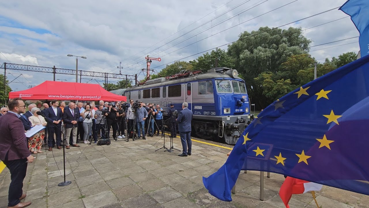 BEZ KOMENTARZA - Konferencja: Podpisanie umowy na modernizację Stacji Ostróda