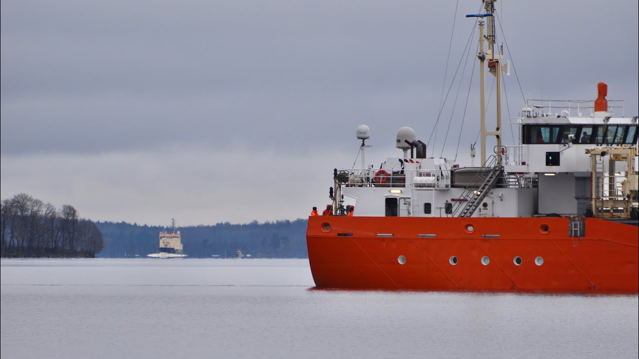 Lady Amalia and Baltica arriving to Västerås.