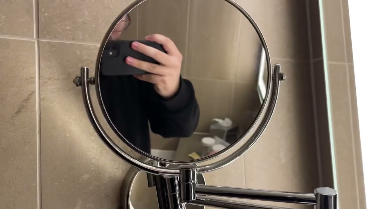 Hilton London Tower Bridge room tour.